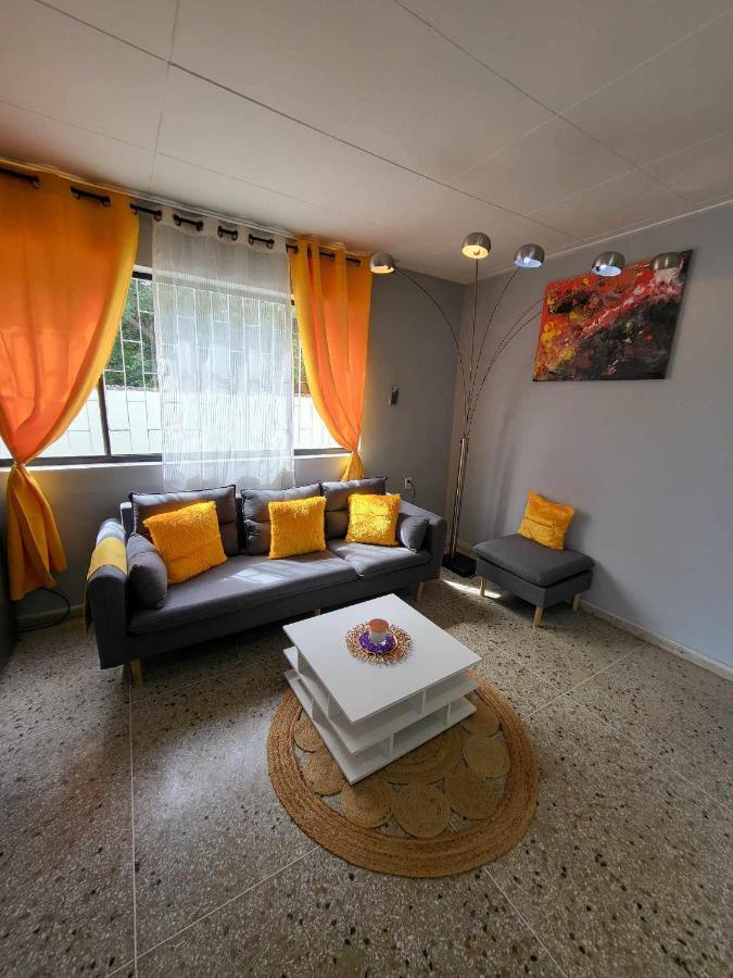 Welcome To Our Cozy Apartment! Willemstad Buitenkant foto